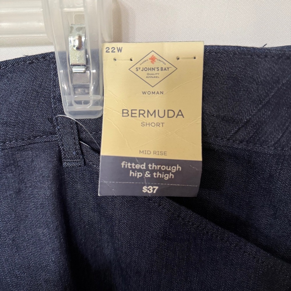 St Johns Bay Womens Plus 22W Bermuda Shorts Mid Rise Dark Rinse Denim New - Picture 4 of 10